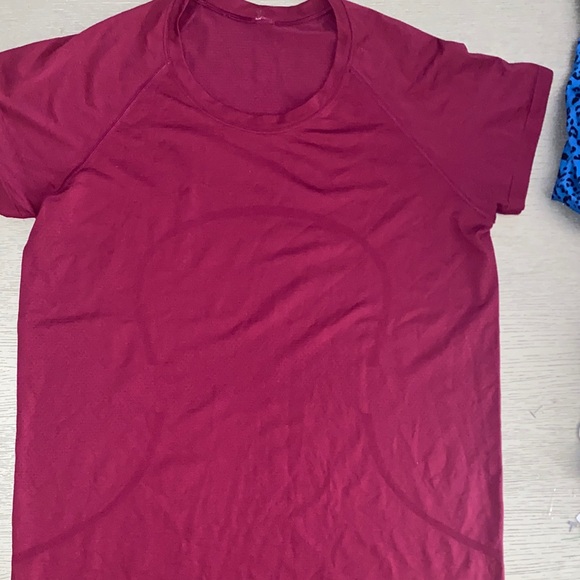 lululemon athletica Tops - Lululemon Short Sleeve T-Shirt